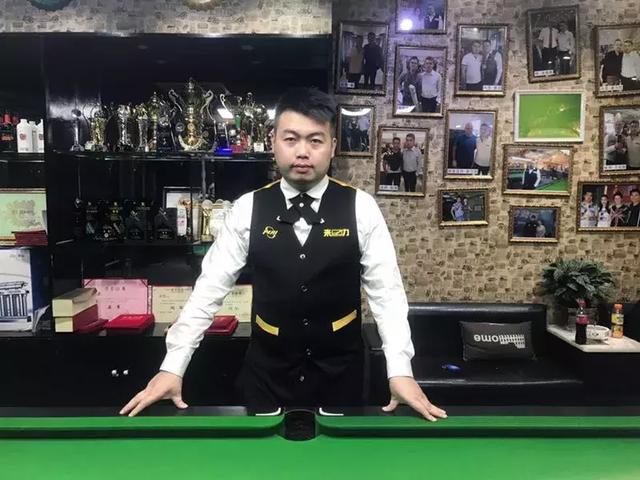 万英镑 万英镑